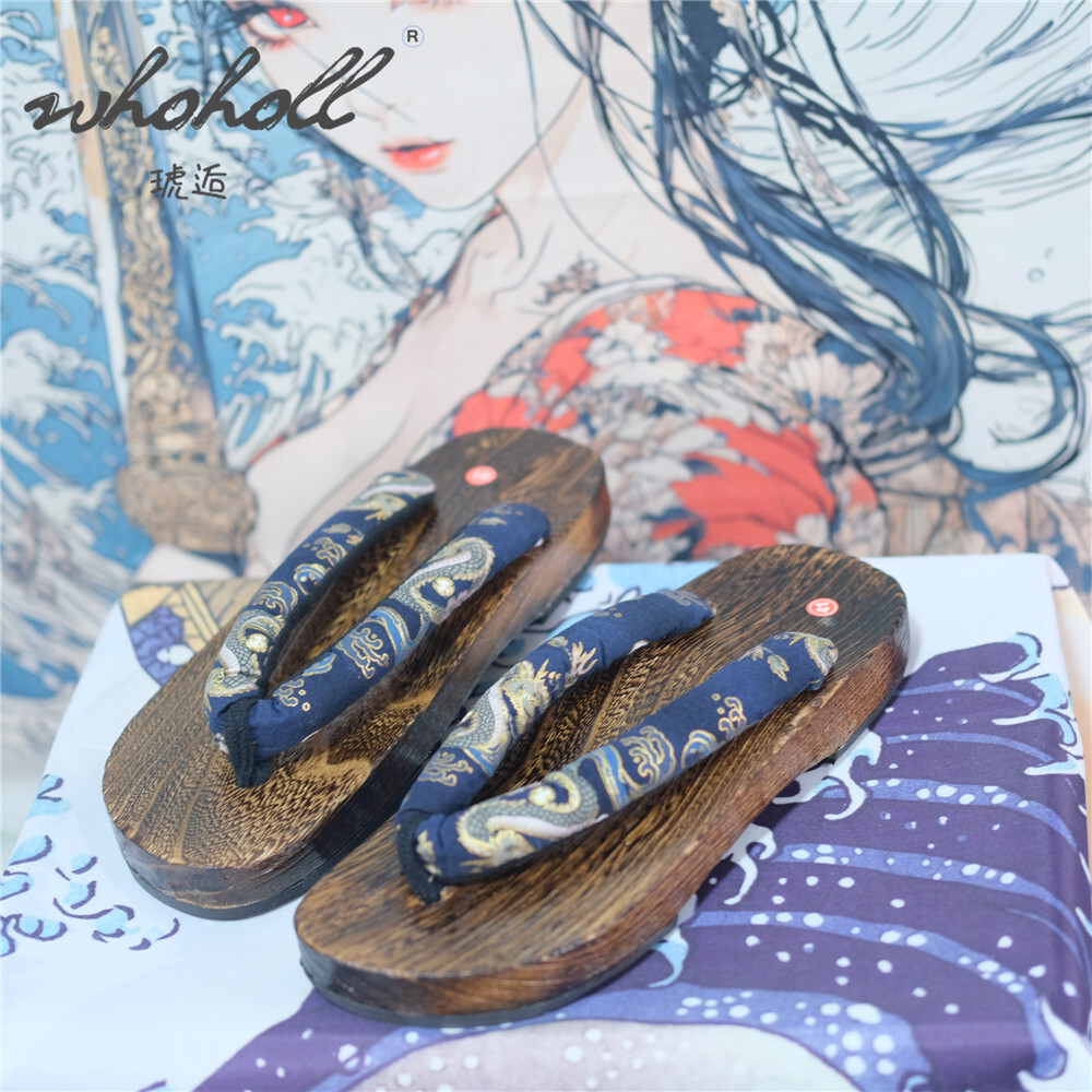 Pantofole zoccoli in legno da  - Anime Cosplay Thick recensione e prezzo